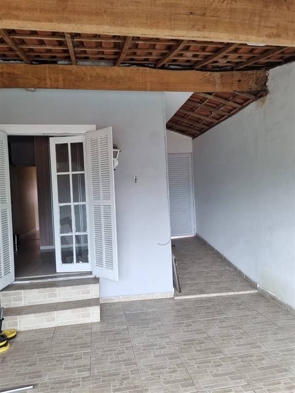 Sobrado à venda com 3 quartos, 175m² - Foto 1