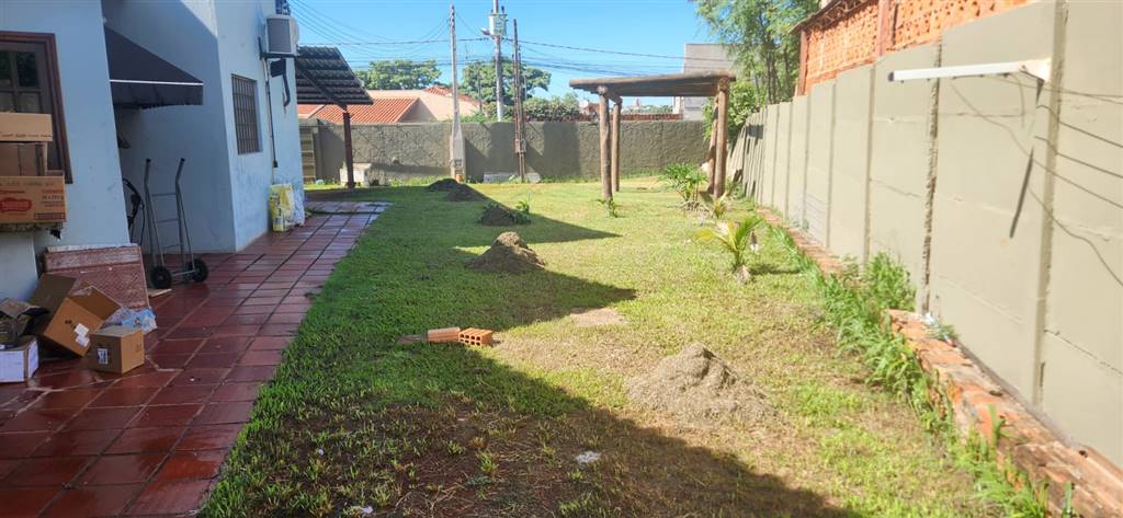 Casa à venda com 4 quartos, 320m² - Foto 5