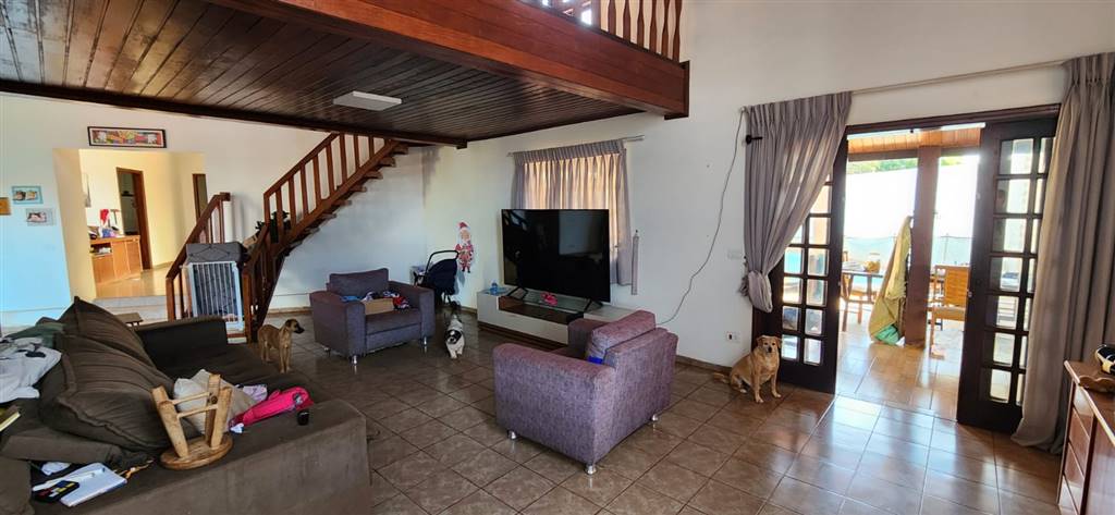 Casa à venda com 4 quartos, 320m² - Foto 15