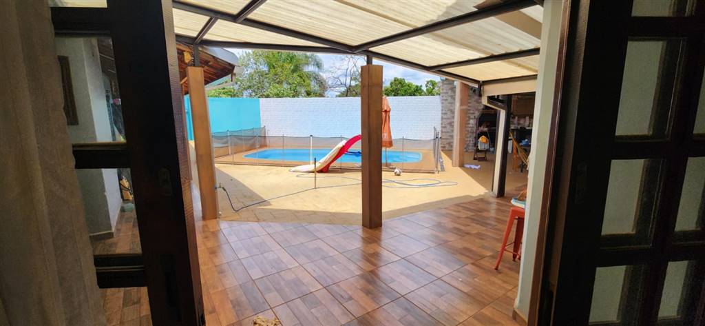 Casa à venda com 4 quartos, 320m² - Foto 25
