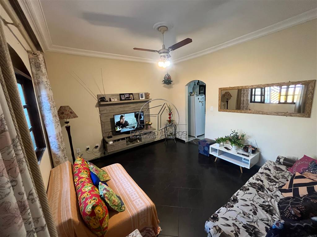 Casa, 3 quartos, 141 m² - Foto 1