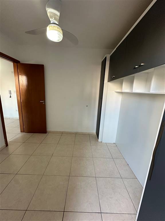 Apartamento à venda com 1 quarto, 35m² - Foto 18