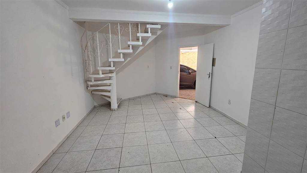 Sobrado, 2 quartos, 80 m² - Foto 2