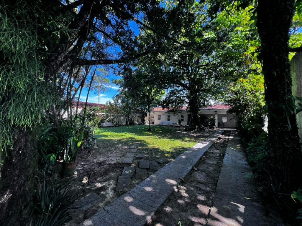 CASA COM 150 m² - JD REAL - PRAIA GRANDE SP