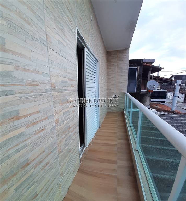 Sobrado a venda no bairro Anhaguera Praia grande R$: 270.000,00
