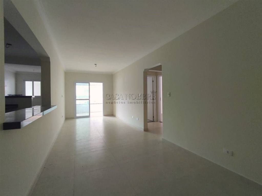 ? 2 DORM SENDO 1 SUITE - APARTAMENTO FRENTE MAR;
?Sala para 02 ambientes, cozinha ampla, wc social, área de serviço e 01 vaga de garagem;
? 91,53 m² de área útil/ 136,71m² de área total; 
? semi-mobiliado;
? 02 elevadores (sendo social privativo para os f