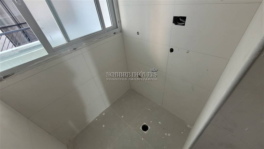 Oportunidade 2 dormitórios,na Aviação, Praia Grande. Próximo a comércios e da praia!!! Unidade
de 02 dormitórios sendo 01 suíte, wc social, área de serviço, sala dois ambientes, sacada
gourmet, 01 vaga de garagem. Lazer completo... *Entrega prevista para 