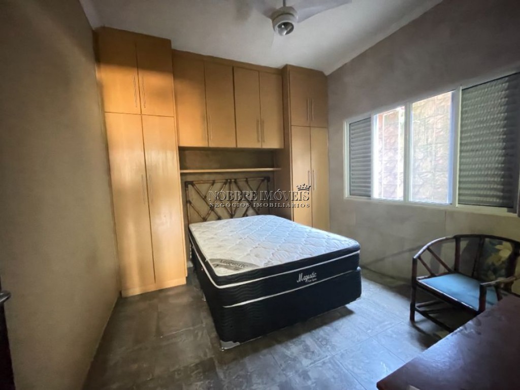 Oportunidade de compra, bairro Nobre Casa perto da Praia com Piscina, 3 Suites, 1 com hidro. venha conhecer