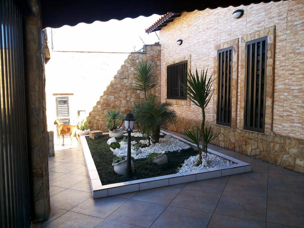 Casa, 4 quartos, 160 m² - Foto 1