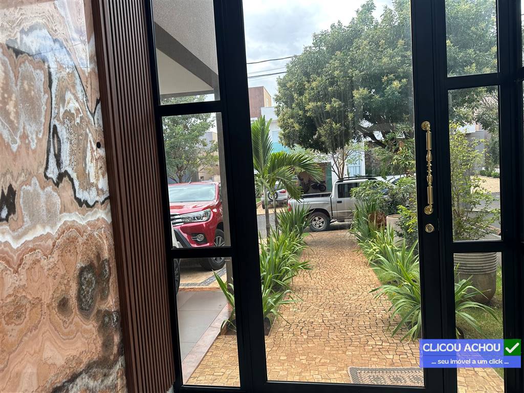 Sobrado, 3 quartos, 230 m² - Foto 2