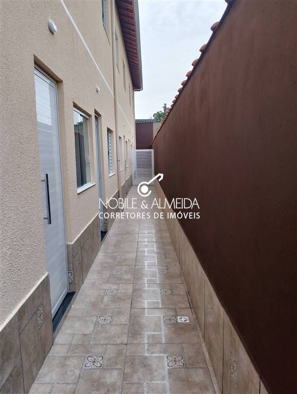Casa à venda com 2 quartos, 58m² - Foto 17