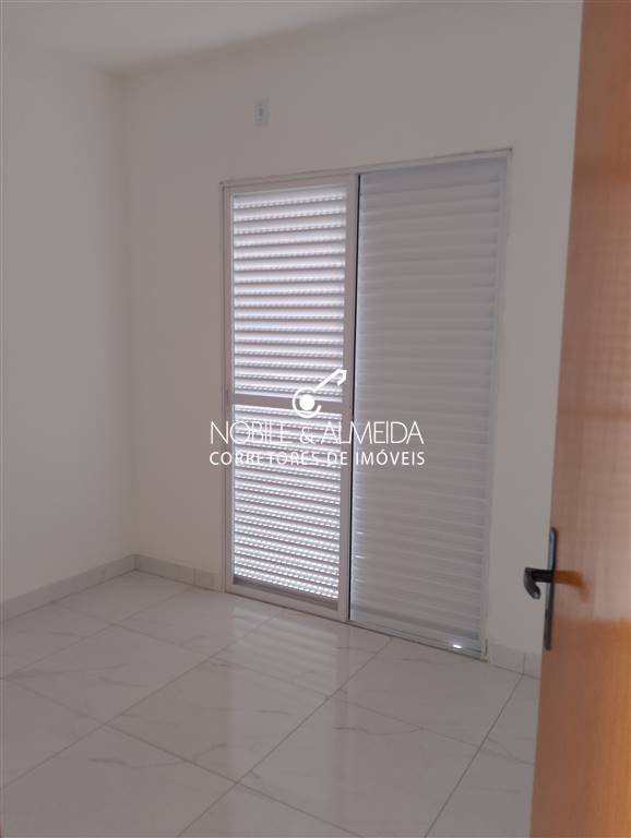 Casa à venda com 2 quartos, 58m² - Foto 5