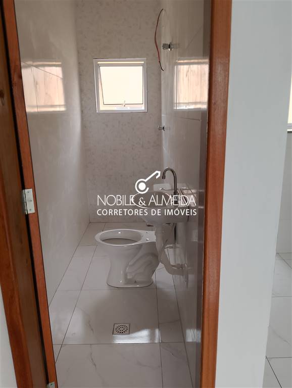 Casa à venda com 2 quartos, 58m² - Foto 12