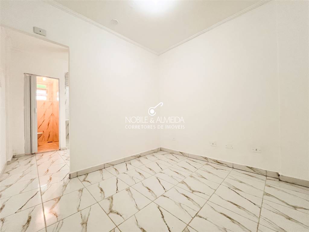 Apartamento à venda com 1 quarto, 34m² - Foto 1