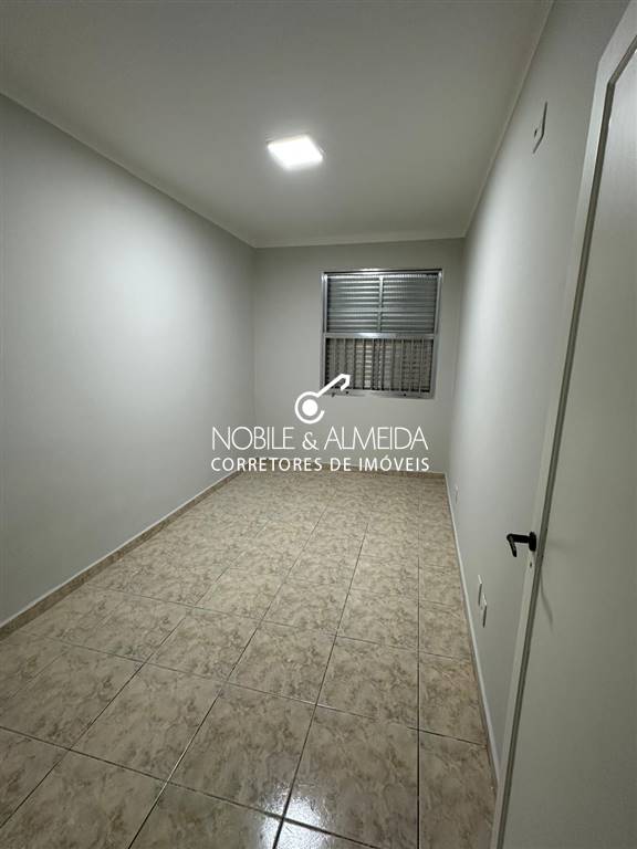 Apartamento à venda com 2 quartos, 71m² - Foto 4