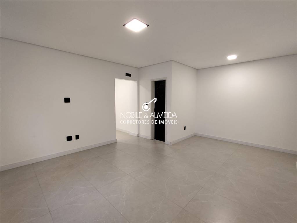Casa à venda com 3 quartos, 280m² - Foto 14