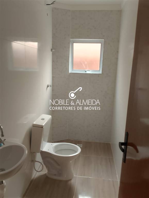 Casa à venda com 2 quartos, 46m² - Foto 9