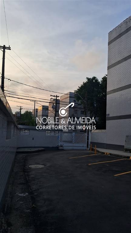 Apartamento à venda com 2 quartos, 45m² - Foto 2