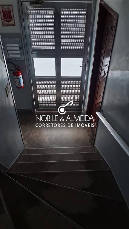 Apartamento à venda com 2 quartos, 45m² - Foto 4