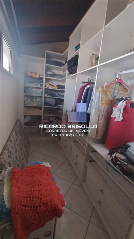 Casa, 5 quartos, 210 m² - Foto 2