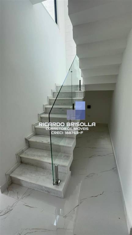 Casa à venda com 4 quartos, 250m² - Foto 9