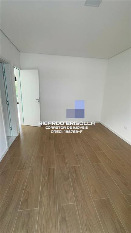 Casa à venda com 4 quartos, 250m² - Foto 20