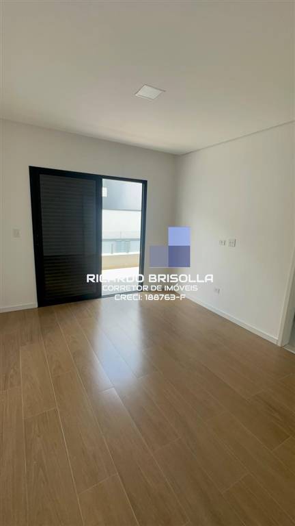 Casa à venda com 4 quartos, 250m² - Foto 22