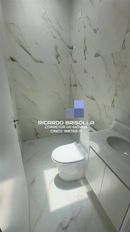 Casa à venda com 4 quartos, 250m² - Foto 25