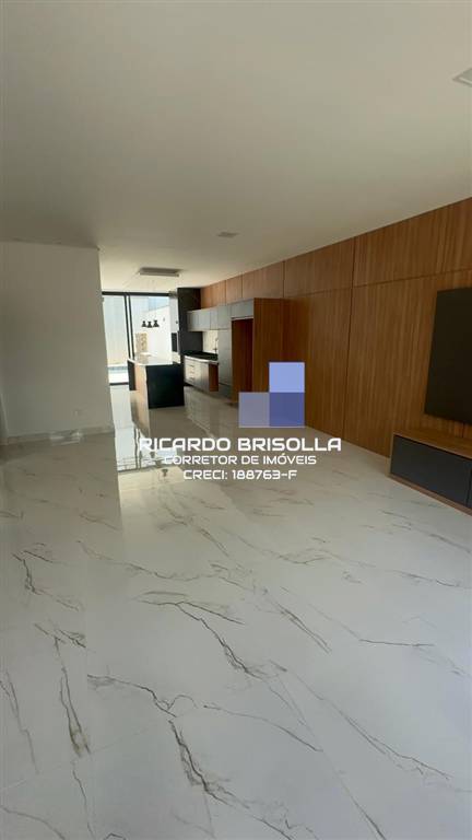 Casa à venda com 4 quartos, 250m² - Foto 30