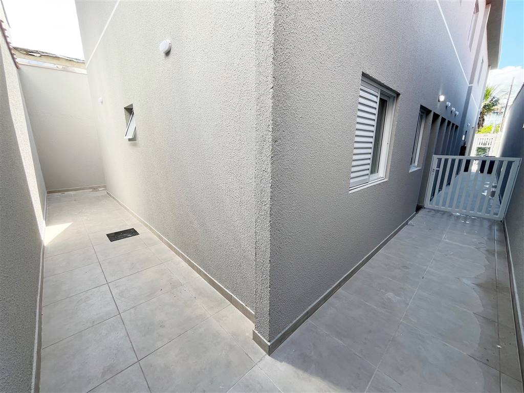 Casa à venda com 2 quartos, 51m² - Foto 7