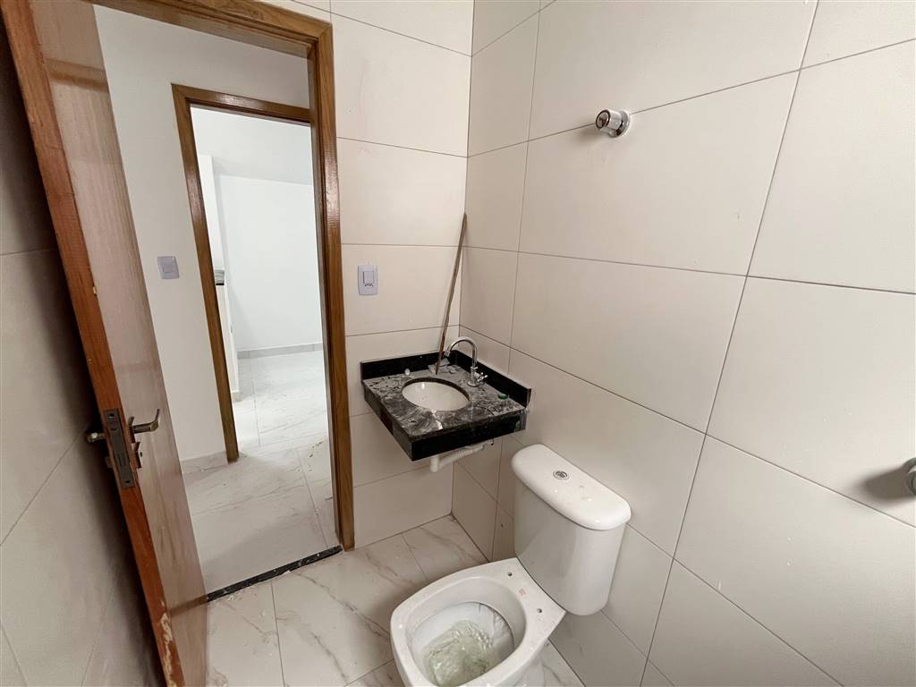 Casa à venda com 2 quartos, 51m² - Foto 12