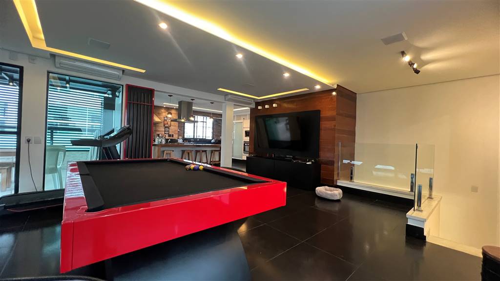 Cobertura, 3 quartos, 257 m² - Foto 5