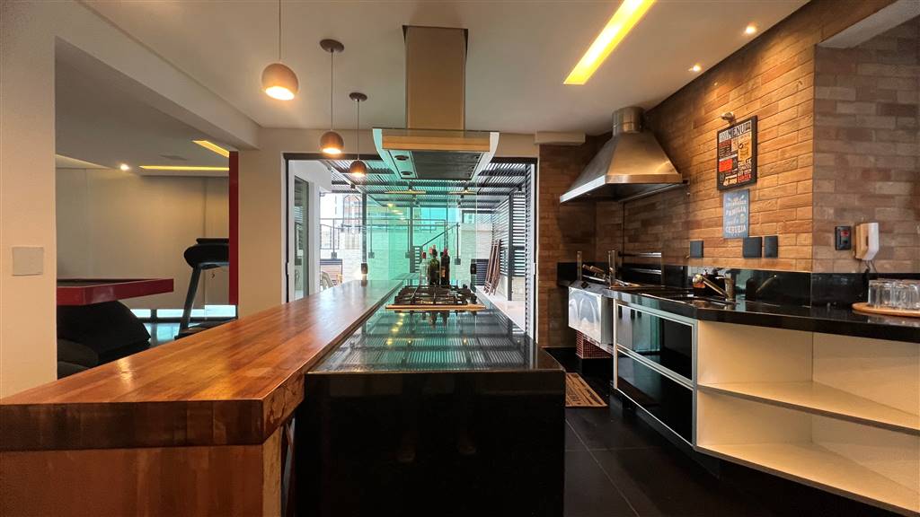 Cobertura, 3 quartos, 257 m² - Foto 12