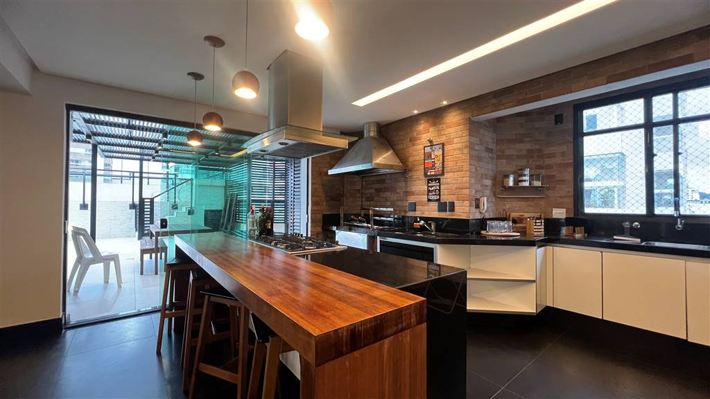 Cobertura, 3 quartos, 257 m² - Foto 13