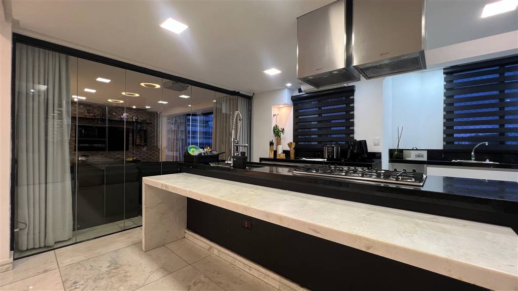 Cobertura, 3 quartos, 257 m² - Foto 27