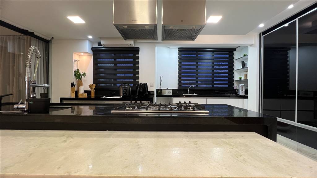 Cobertura, 3 quartos, 257 m² - Foto 28