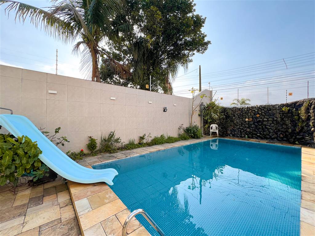 Sobrado, 4 quartos, 254 m² - Foto 1