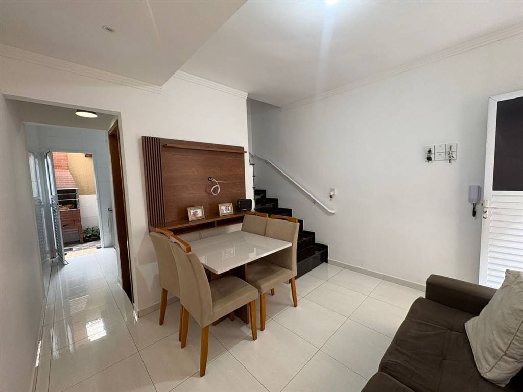 Casa, 2 quartos, 50 m² - Foto 1