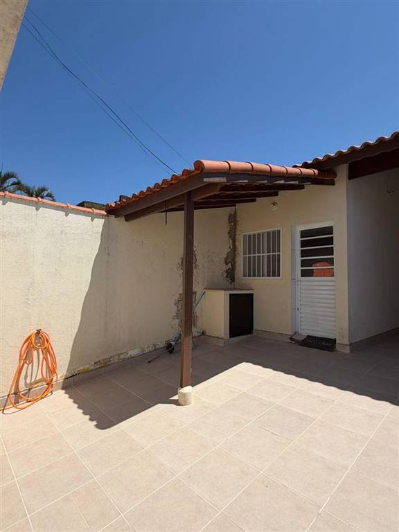 Casa, 2 quartos, 84 m² - Foto 1