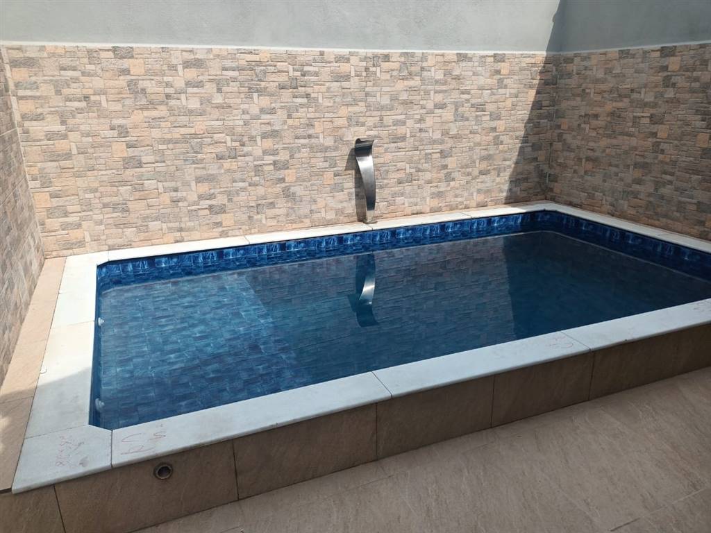 Casa, 3 quartos, 97 m² - Foto 2