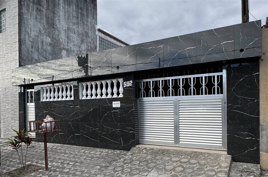 Casa, 2 quartos, 72 m² - Foto 1