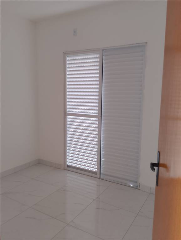 Casa à venda com 2 quartos, 58m² - Foto 9